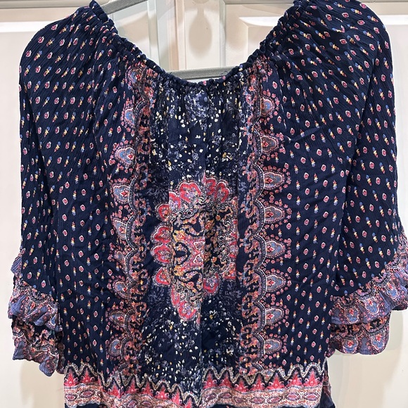 Bila by Anthropologie Navy and Red Bohemian Blouse with flutter sleeves - Picture 5 of 5